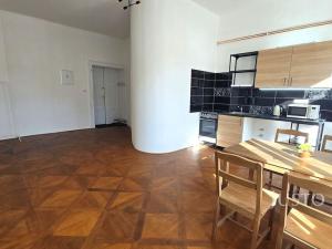 Pronájem bytu 1+kk, Písek - Vnitřní Město, Velké náměstí, 35 m2