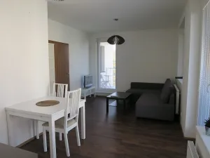 Pronájem bytu 2+kk, Praha - Horní Měcholupy, Padovská, 50 m2