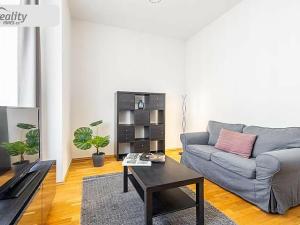 Pronájem bytu 3+kk, Praha - Vinohrady, Na Kozačce, 60 m2