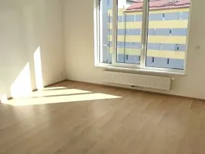 Pronájem bytu 2+kk, Kladno, Bohumila Landy, 56 m2