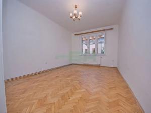 Pronájem bytu 1+1, Praha - Žižkov, Žerotínova, 42 m2