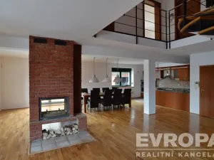 Prodej rodinného domu, Jablonec nad Nisou, Lesní, 320 m2