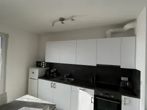 Pronájem bytu 1+kk, Praha - Letňany, Hlučkova, 42 m2