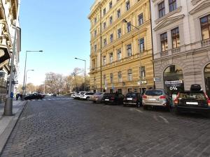 Prodej bytu 1+kk, Praha - Nové Město, Opletalova, 30 m2