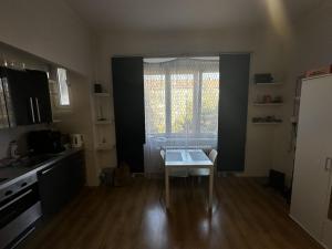 Pronájem bytu 1+kk, Praha - Vršovice, Vršovická, 29 m2