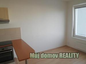 Pronájem bytu 1+kk, Praha - Hloubětín, Nademlejnská, 26 m2