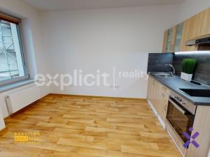 Pronájem bytu 1+kk, Zlín, Lorencova, 28 m2