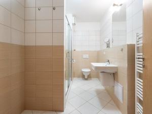 Prodej bytu 2+kk, Praha - Dolní Měcholupy, Kryšpínova, 48 m2