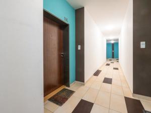 Prodej bytu 2+kk, Praha - Dolní Měcholupy, Kryšpínova, 48 m2