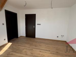 Prodej bytu 2+kk, Dlouhá Ves, 46 m2