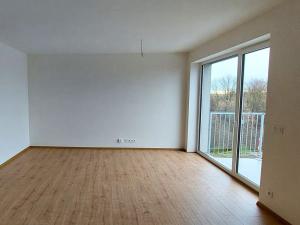 Prodej bytu 2+kk, Praha - Hostavice, Českobrodská, 64 m2