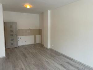 Prodej bytu 2+kk, Milovice, Slepá, 51 m2