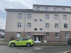 Prodej bytu 2+kk, Milovice, Slepá, 51 m2