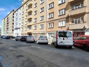 Pronájem bytu 3+kk, Praha - Holešovice, Malá Plynární, 70 m2