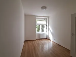 Pronájem bytu 2+1, Praha - Bubeneč, U zeměpisného ústavu, 46 m2