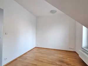 Pronájem bytu 2+kk, Praha - Smíchov, Fráni Šrámka, 50 m2