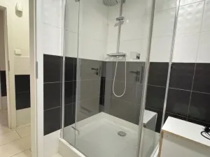 Pronájem obchodního prostoru, Praha - Karlín, Křižíkova, 25 m2