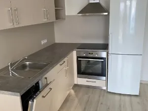 Pronájem bytu 1+kk, Praha - Letňany, Křivoklátská, 30 m2