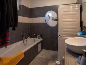 Prodej bytu 4+kk, Radonice, Zápská, 100 m2