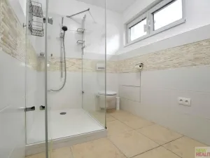 Pronájem rodinného domu, Popovičky - Chomutovice, Petrovy Vrchy, 113 m2