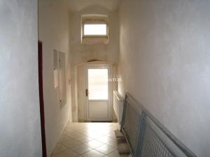 Pronájem obchodního prostoru, Rumburk, Třída 9. května, 16 m2