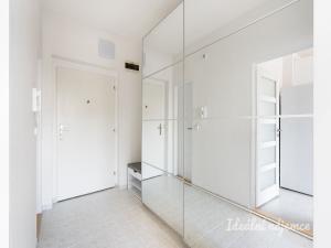 Pronájem bytu 2+kk, Praha - Kyje, Pelušková, 37 m2