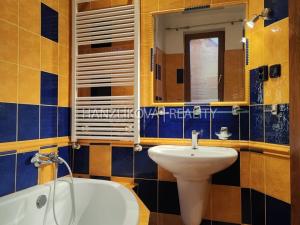 Pronájem bytu 2+kk, České Budějovice, J. Š. Baara, 60 m2