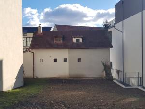 Prodej komerčního pozemku, Praha - Střížkov, U kapliček, 167 m2