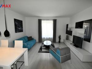 Pronájem bytu 2+kk, Pardubice - Pardubice-Staré Město, Pernštýnské náměstí, 65 m2