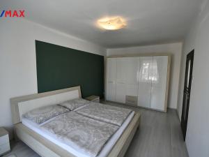 Pronájem bytu 2+kk, Pardubice - Pardubice-Staré Město, Pernštýnské náměstí, 65 m2