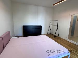Pronájem bytu 2+1, Praha - Vinohrady, Na Folimance, 52 m2