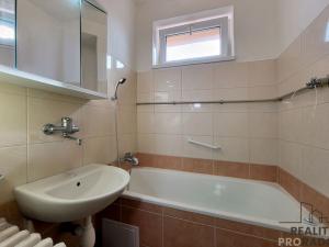 Prodej bytu 3+1, Moravský Krumlov, Bří. Čapků, 80 m2