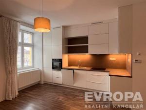 Pronájem bytu 2+kk, Žirovnice, Havlíčkovo náměstí, 43 m2