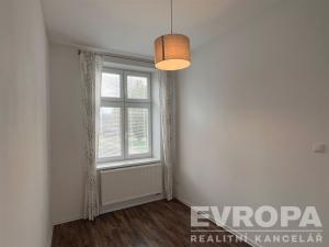 Pronájem bytu 2+kk, Žirovnice, Havlíčkovo náměstí, 43 m2