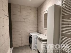 Pronájem bytu 2+kk, Žirovnice, Havlíčkovo náměstí, 43 m2