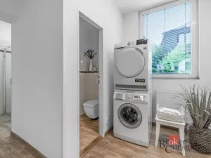 Prodej obchodního prostoru, Jablonec nad Nisou - Mšeno nad Nisou, Želivského, 300 m2