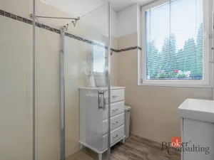 Prodej obchodního prostoru, Jablonec nad Nisou - Mšeno nad Nisou, Želivského, 300 m2