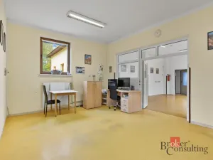 Prodej obchodního prostoru, Jablonec nad Nisou - Mšeno nad Nisou, Želivského, 300 m2