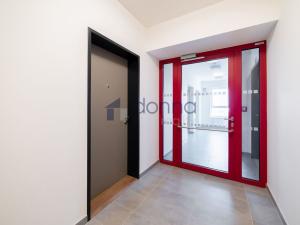 Pronájem bytu 2+kk, Praha - Letňany, Malkovského, 51 m2