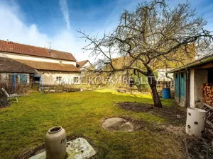 Prodej zemědělské usedlosti, Branišov, 300 m2