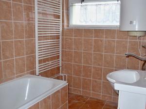 Pronájem bytu 3+1, Křemže - Chlum, 72 m2