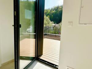Pronájem bytu 2+kk, Praha - Dejvice, Pokojná, 44 m2