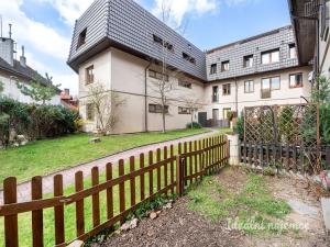 Pronájem bytu 2+kk, Horoměřice, Velvarská, 49 m2