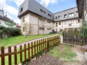 Pronájem bytu 2+kk, Horoměřice, Velvarská, 49 m2
