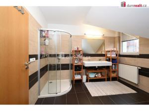 Prodej rodinného domu, Praha - Lochkov, K úvozu, 261 m2