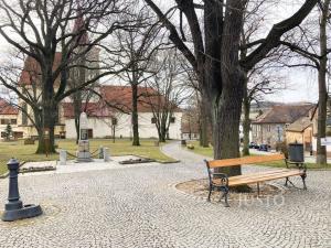 Pronájem kanceláře, Jílové u Prahy, Masarykovo náměstí, 34 m2