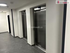 Pronájem bytu 4+kk, Praha - Vysočany, Pechmanových, 119 m2