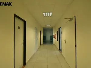 Pronájem kanceláře, Hradec Králové - Slezské Předměstí, Bratří Štefanů, 36 m2