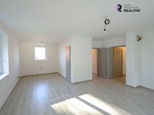 Prodej rodinného domu, Libušín, Nepřímská II, 560 m2