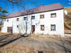 Prodej rodinného domu, Moldava, 390 m2